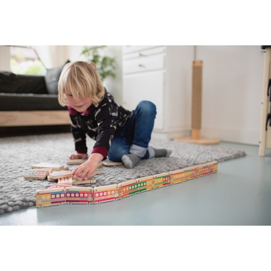 DOMINO TRAINS