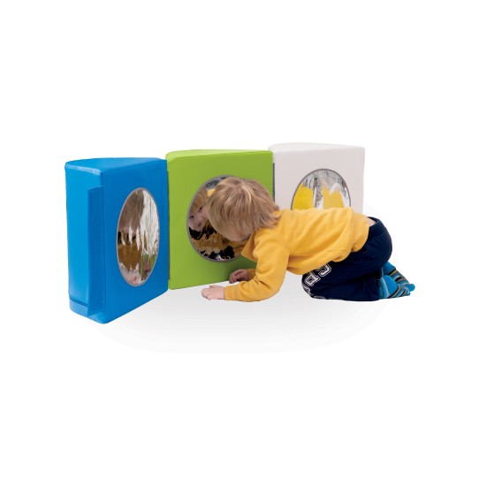 MIRROR TRIANGLES FOAM OBSTACLE COURSE