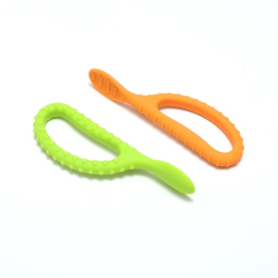DUO TEXTURED LOOP SENSORY SPOONS GREEN/ORANGE